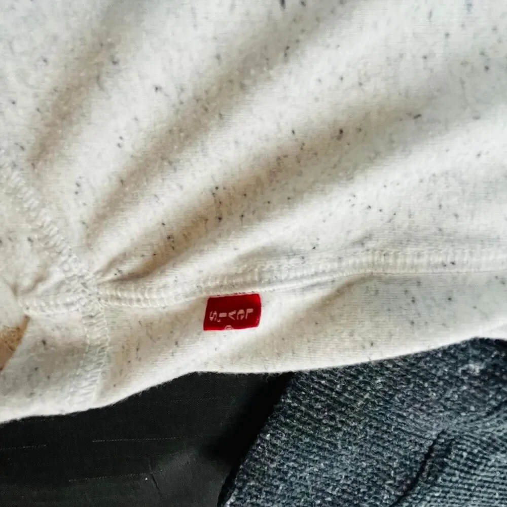 Levi-s Men's Grey Hoodie